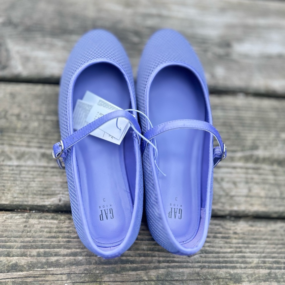 GAP Kids Purple Shoes size 3